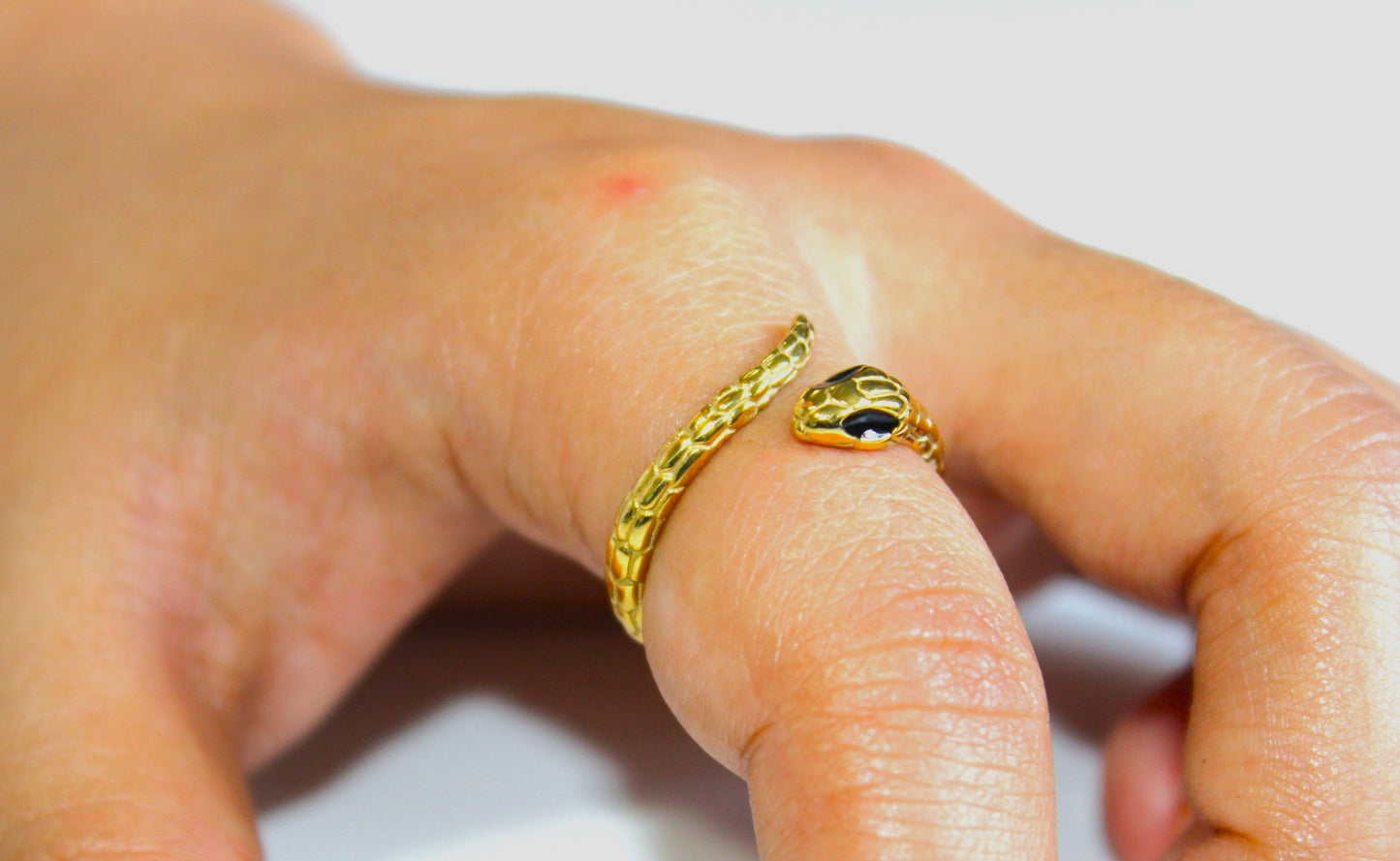 Serpent Ring / 18K Gold Plated
