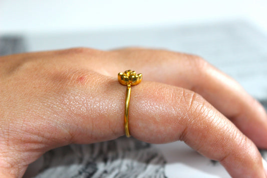Gold Small Flower Ring